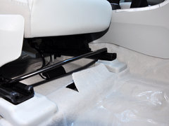 2014款 1.5T 手动 两驱精英版 5座