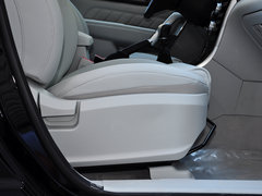 2014款 1.5T 手动 两驱精英版 5座