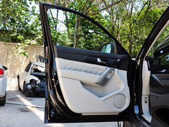 2014款 1.5T 手动 两驱精英版 5座