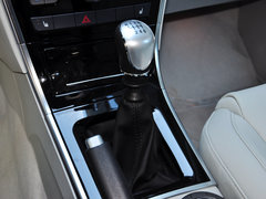 2014款 1.5T 手动 两驱精英版 5座