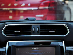 2014款 1.5T 手动 两驱精英版 5座
