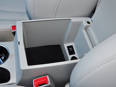 2014款 1.5T 手动 两驱精英版 5座