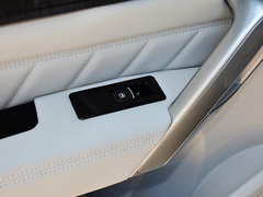 2014款 1.5T 手动 两驱精英版 5座