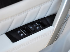 2014款 1.5T 手动 两驱精英版 5座