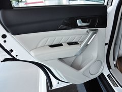 2014款 1.5T 手动 两驱精英版 5座