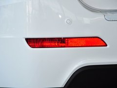2014款 1.5T 手动 两驱精英版 5座