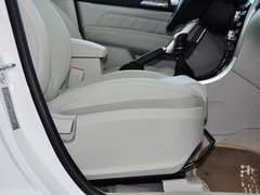 2014款 1.5T 手动 两驱精英版 5座