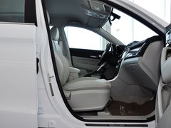 2014款 1.5T 手动 两驱精英版 5座
