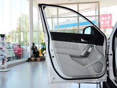 2014款 1.5T 手动 两驱精英版 5座