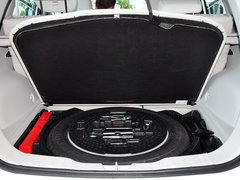 2014款 1.5T 手动 两驱精英版 5座