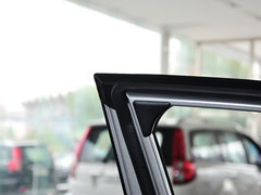 2014款 1.5T 手动 两驱精英版 5座