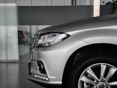 2014款 1.5T 手动 两驱精英版 5座