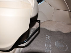 2014款 1.5T 手动 两驱精英版 5座