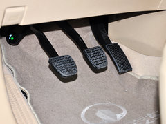 2014款 1.5T 手动 两驱精英版 5座