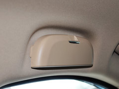 2014款 1.5T 手动 两驱精英版 5座