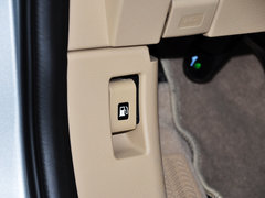 2014款 1.5T 手动 两驱精英版 5座