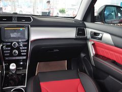 2014款 1.5T 手动 两驱尊贵版 5座