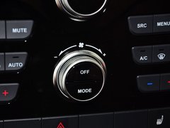 2014款 1.5T 手动 两驱尊贵版 5座