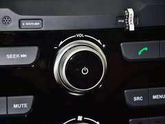 2014款 1.5T 手动 两驱尊贵版 5座