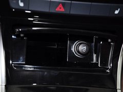 2014款 1.5T 手动 两驱尊贵版 5座