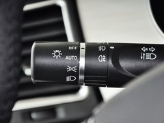 2014款 1.5T 手动 两驱尊贵版 5座