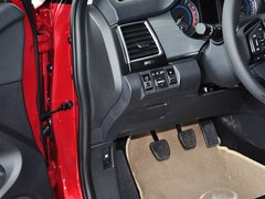 2014款 1.5T 手动 两驱尊贵版 5座