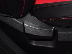 2014款 1.5T 手动 两驱尊贵版 5座