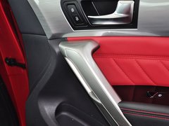 2014款 1.5T 手动 两驱尊贵版 5座