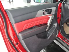2014款 1.5T 手动 两驱尊贵版 5座