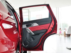 2014款 1.5T 手动 两驱尊贵版 5座