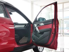 2014款 1.5T 手动 两驱尊贵版 5座