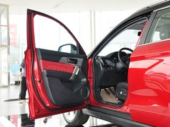 2014款 1.5T 手动 两驱尊贵版 5座