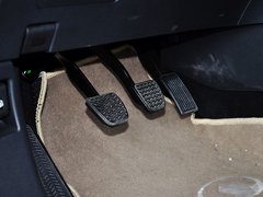 2014款 1.5T 手动 两驱尊贵版 5座