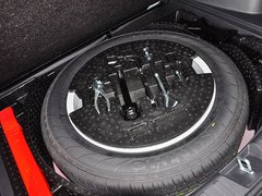 2014款 1.5T 手动 两驱尊贵版 5座