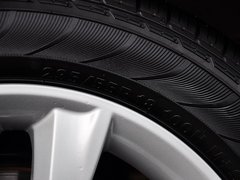 2014款 1.5T 手动 两驱尊贵版 5座