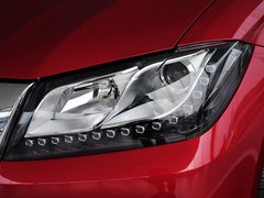 2014款 1.5T 手动 两驱尊贵版 5座