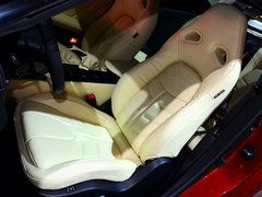 2015款 3.8T 时尚米白内饰版