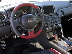 2015款 3.8T 动感酷黑内饰版