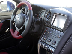 2015款 3.8T 动感酷黑内饰版