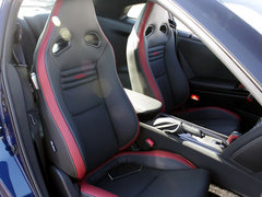 2015款 3.8T 动感酷黑内饰版