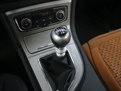 2014款 1.5T 手动 精英型 5座