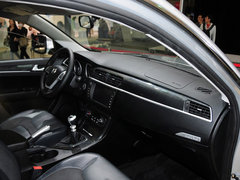 2014款 1.5T 手动 尊贵型 5座