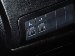 2014款 1.5T 手动 尊贵型 5座