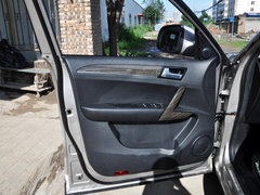 2014款 1.5T 手动 尊贵型 5座
