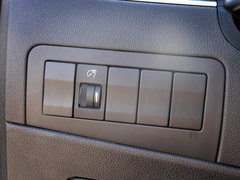 2014款 1.5T 手动 尊贵型 5座