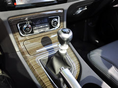 2014款 1.5T 手动 尊贵型 5座