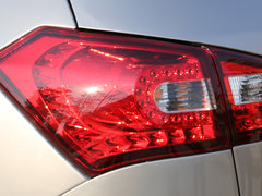 2014款 1.5T 手动 尊贵型 5座