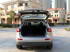 2014款 1.5T 手动 尊贵型 5座