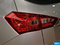 2014款 1.5T 手动 尊贵型 5座
