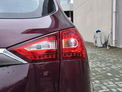 2014款 1.5T 手动 豪华型 5座